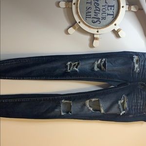 American eagle ripped jeans